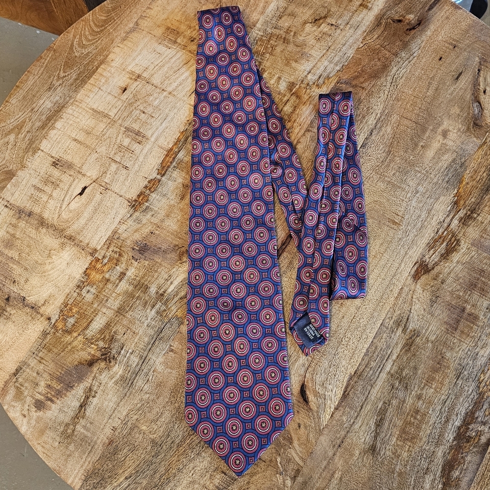 Vintage Isaco Silk Blue Red Dart Print Mens Neck Tie